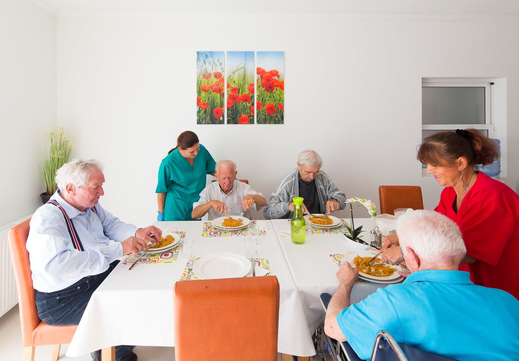 Sala de mese la Maria Theresia Sura Mica